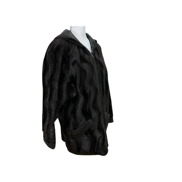 Vintage Gantos Reversible Jacket – Leather & Faux Fur - Picture 7 of 11